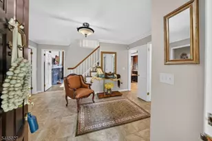 39 Hunters Cir, Tewksbury Township, NJ 08833 - Photo 4