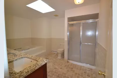 39 Hunters Circle, Tewksbury Township, NJ 08833 - Photo 20