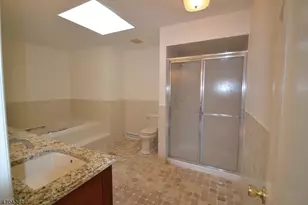 39 Hunters Cir, Tewksbury Township, NJ 08833 - Photo 20