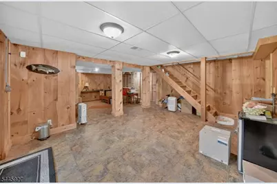 39 Hunters Circle, Tewksbury Township, NJ 08833 - Photo 32