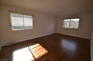 39 Hunters Cir, Tewksbury Township, NJ 08833 - Photo 18