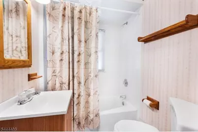 31 N Dell Ave, Roxbury Township, NJ 07847 - Photo 12