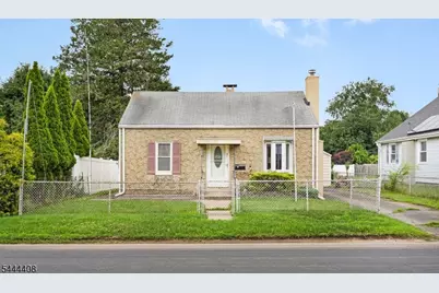 31 N Dell Ave, Roxbury Township, NJ 07847 - Photo 2