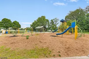 31 N Dell Ave, Roxbury Township, NJ 07847 - Photo 22