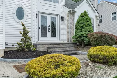 54 Winding Brook Dr, Old Bridge Township, NJ 07747 - Photo 8