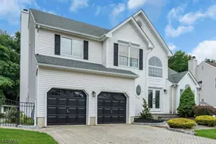 54 Winding Brook Dr, Old Bridge Township, NJ 07747 - Photo 4