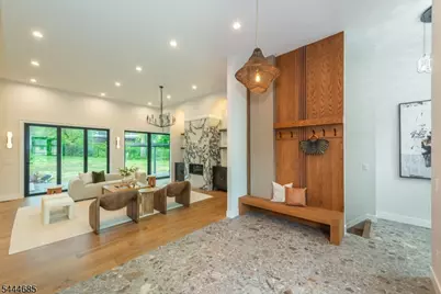 98 Haddenfield Rd, Clifton, NJ 07013 - Photo 4