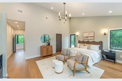 98 Haddenfield Rd, Clifton, NJ 07013 - Photo 44