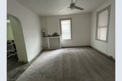 218 W 2nd St, Clifton, NJ 07011 - Photo 4