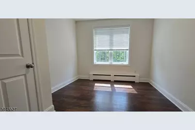 25 Essex Rd, Wantage, NJ 07461 - Photo 8
