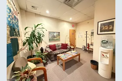 28 Millburn Ave Suite 6, Springfield, NJ 07081 - Photo 10