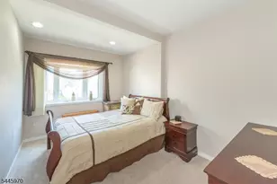 31 Zeliff Ave, Little Falls Township, NJ 07424 - Photo 8