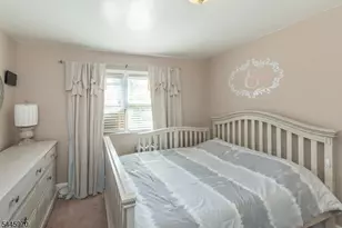 31 Zeliff Ave, Little Falls Township, NJ 07424 - Photo 2