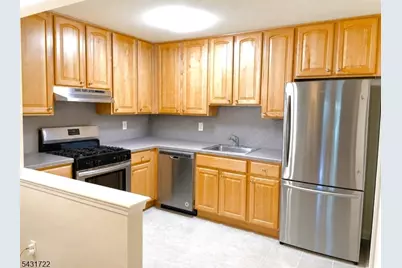 362 Cambridge Dr, Butler, NJ 07405 - Photo 6