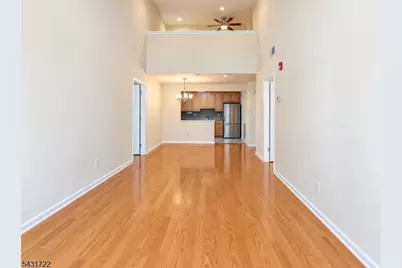 362 Cambridge Dr, Butler, NJ 07405 - Photo 4