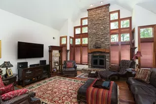 203 Rock Rd W, Green Brook Township, NJ 08812 - Photo 10