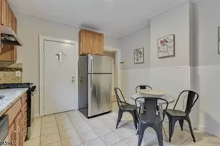 84 Grove St, Montclair, NJ 07042 - Photo 4