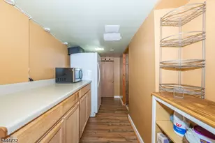 89 Moraine Rd, Parsippany, NJ 07950 - Photo 32