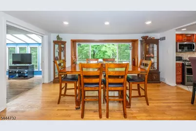 89 Moraine Rd, Parsippany, NJ 07950 - Photo 14