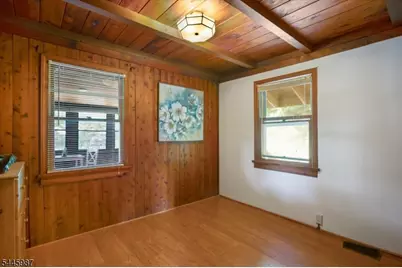 19 W Shawnee Trl, Jefferson Township, NJ 07885 - Photo 14