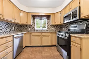 73 Castleton Rd, Montgomery Township, NJ 08540 - Photo 10