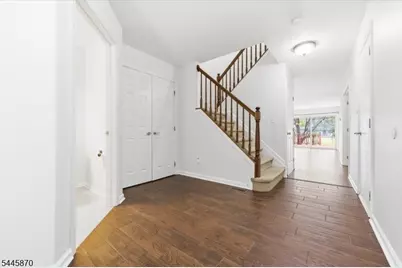 73 Castleton Rd, Montgomery Township, NJ 08540 - Photo 2