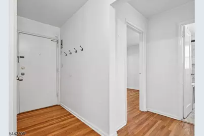 349 Bloomfield Ave #10, Verona, NJ 07044 - Photo 4
