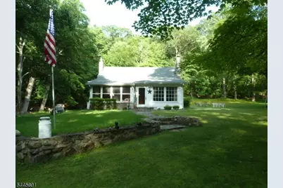 860 Burnt Meadow Rd, West Milford, NJ 07421 - Photo 2