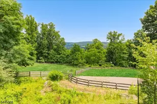 911 Ravine Rd, Lebanon Township, NJ 07830 - Photo 34