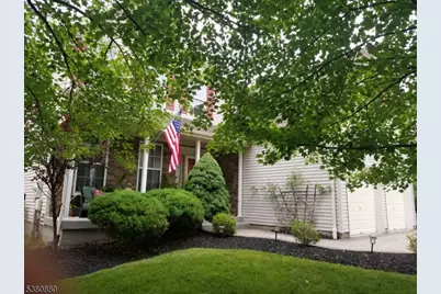 7 Hughes Road, Bridgewater, NJ 08807 - Photo 2