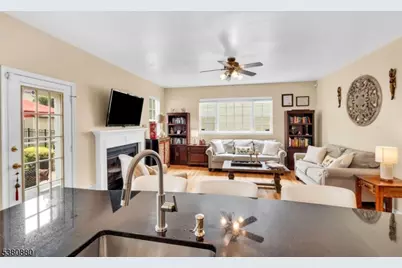 7 Hughes Road, Bridgewater Twp., NJ 08807 - Photo 10