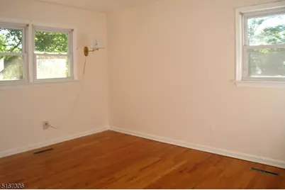 36 Cortright Rd, Hanover Township, NJ 07981 - Photo 8