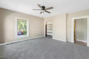 41 Elizabeth St, South Bound Brook Boro, NJ 08880 - Photo 20