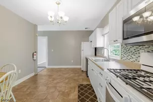 41 Elizabeth St, South Bound Brook Boro, NJ 08880 - Photo 28