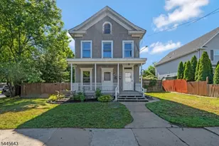 41 Elizabeth St, South Bound Brook Boro, NJ 08880 - Photo 4