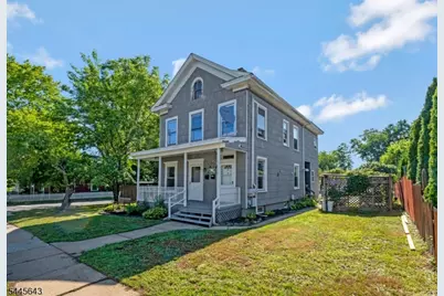 41 Elizabeth St, South Bound Brook Boro, NJ 08880 - Photo 2