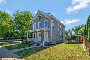 41 Elizabeth St, South Bound Brook Boro, NJ 08880 - Photo 2