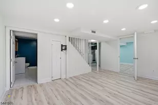 52 Hamilton St, Madison, NJ 07940 - Photo 22