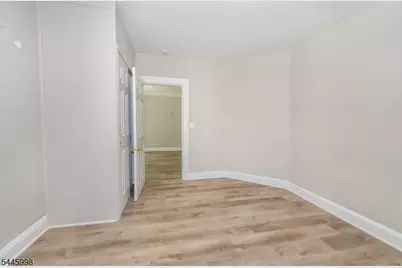 46 Hillside Ave, Chatham, NJ 07928 - Photo 14
