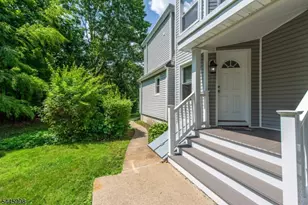 46 Hillside Ave, Chatham, NJ 07928 - Photo 4