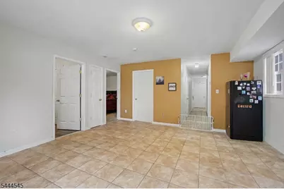 453 Huntington Rd, Union Township, NJ 07083 - Photo 18