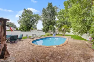 453 Huntington Rd, Union Township, NJ 07083 - Photo 26