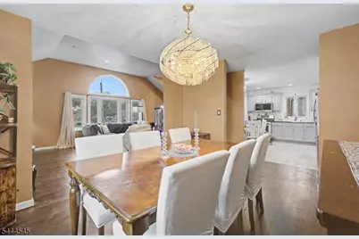 453 Huntington Rd, Union Township, NJ 07083 - Photo 10