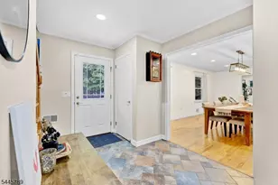 151 Cottage Pl W, Long Hill Township, NJ 07933 - Photo 4