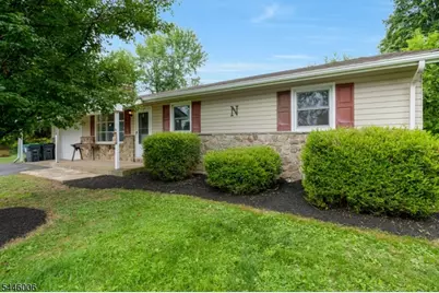 209 Spring Garden Rd, Holland Township, NJ 08848 - Photo 2