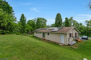 209 Spring Garden Rd, Holland Township, NJ 08848 - Photo 22