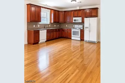196 Franklin Ave #2, Nutley, NJ 07110 - Photo 2