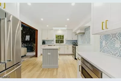 275 E Shore Trl, Sparta Township, NJ 07871 - Photo 12