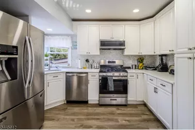 113 S McKinley Ave, Woodbridge Township, NJ 08830 - Photo 10