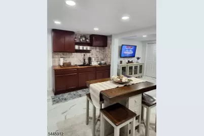 113 S McKinley Ave, Woodbridge Township, NJ 08830 - Photo 6